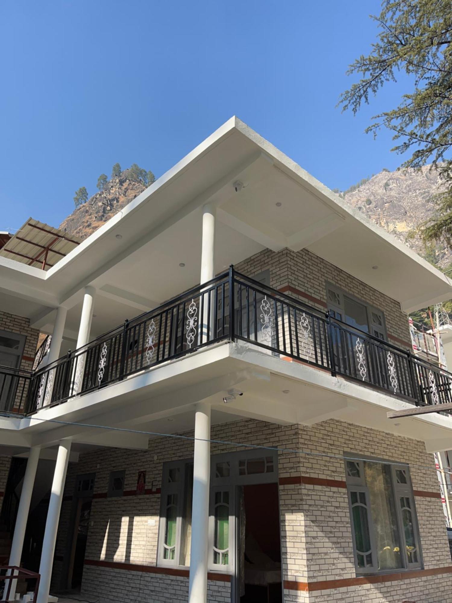 Hom House Of Mannmauji Riverside Kasol Eksteriør bilde
